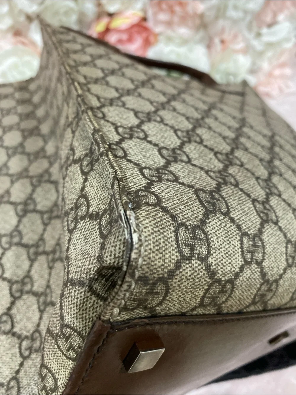 Gucci GG Supreme Canvas Tote Bag